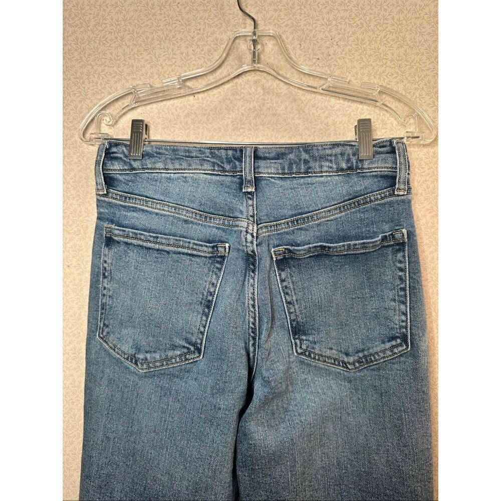 Old Navy distressed OG loose high-rise jeans - Picture 6 of 6
